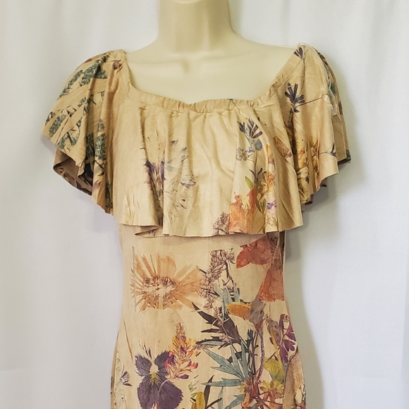 Fashion nova floral dress - Picture 2 of 5